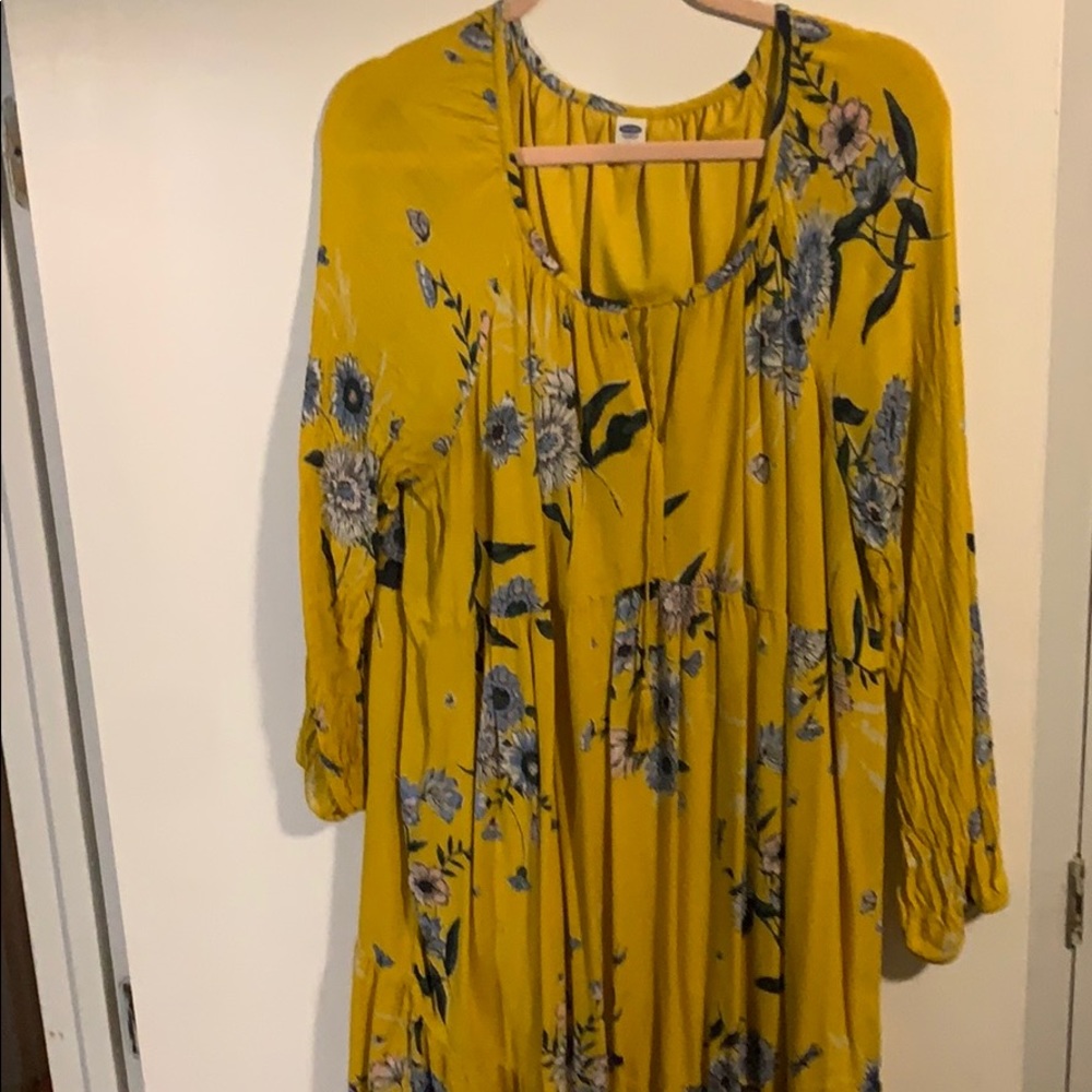 Old navy yellow dress
